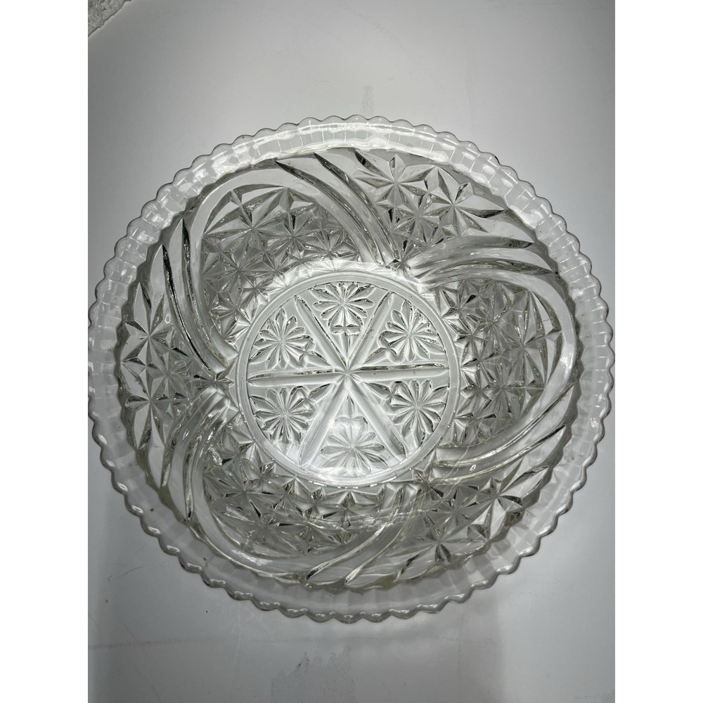 VTG Anchor Hocking‎ Crystal Clear Pressed Glass Stars and Bars Serving Bowl 8"